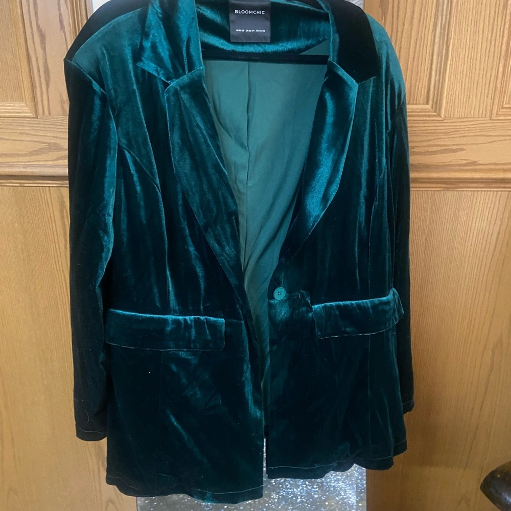 BloomChic Green Blazer Velvet Suit Jacket